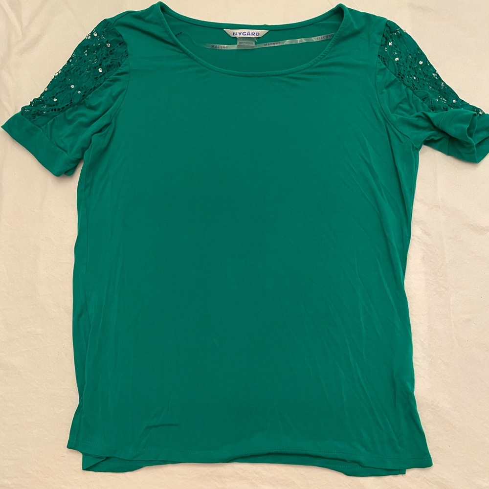 Cute Nygard top.